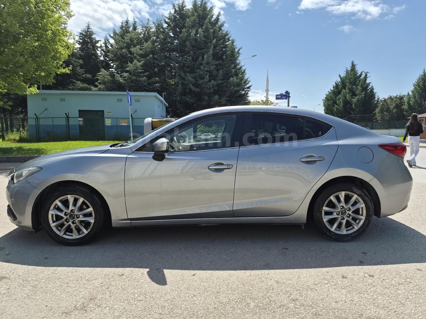 Sahibinden Mazda 3 1.5 SkyActive-G Motion 2014 Model Ankara 3