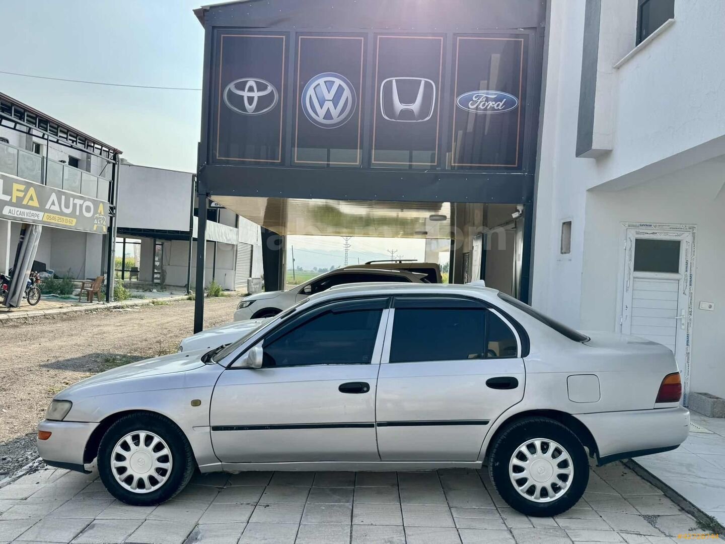 Galeriden Toyota Corolla 1.6 XE 1995 Model Osmaniye 318.000 km Gri 4