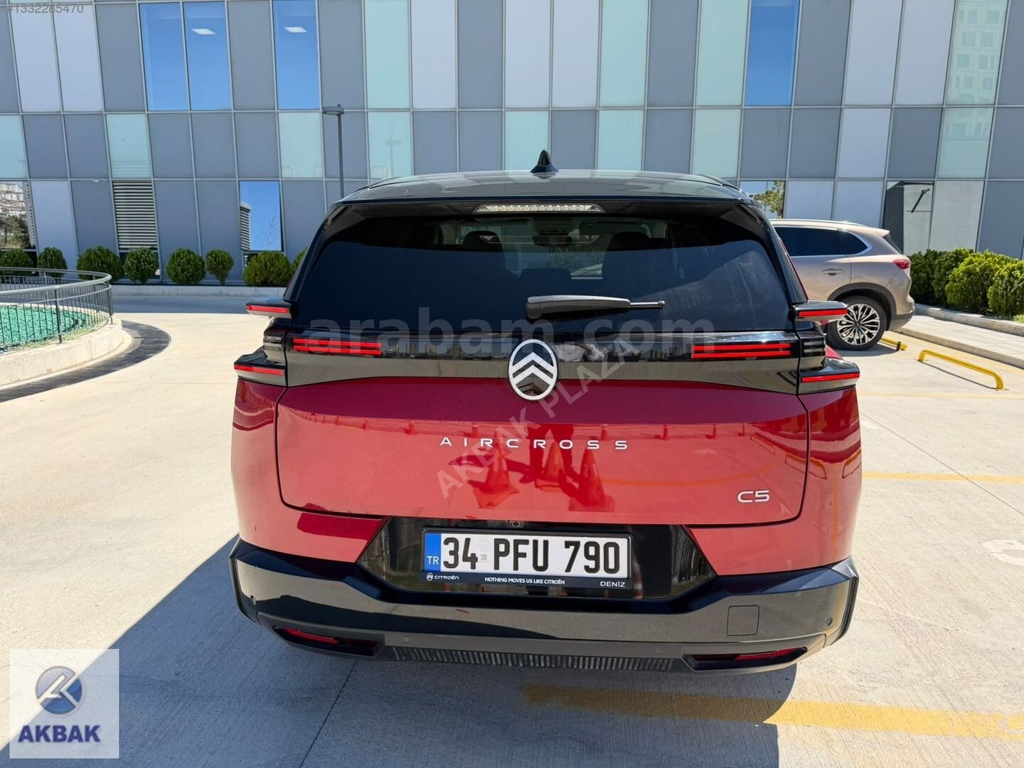 AKBAK PLAZA'DAN 'KONSİNYE' C5 AİRCROSS MAX HATASIZ 1.2 HYBRİD 4