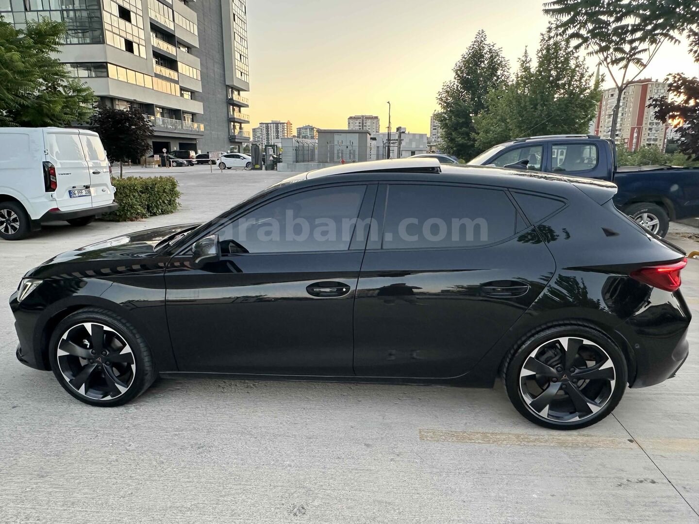 Sahibinden Siyah Cupra Leon 1.5 eTSI 2023 Model 40.000 km Siyah 7