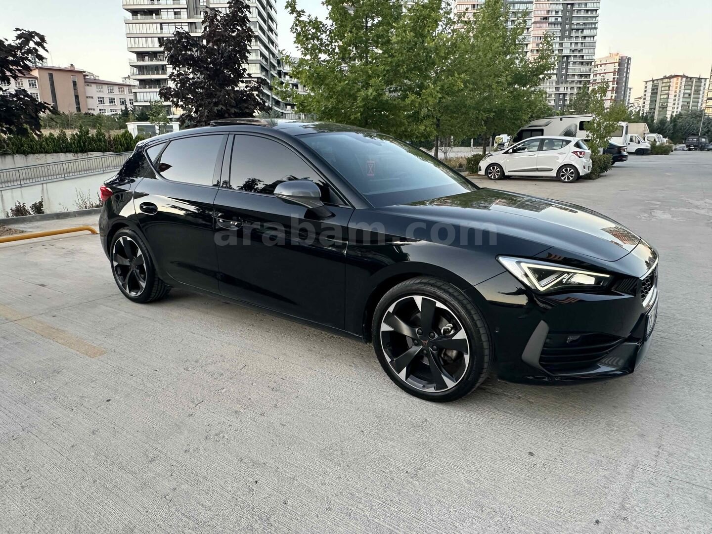 Sahibinden Siyah Cupra Leon 1.5 eTSI 2023 Model 40.000 km Siyah 5