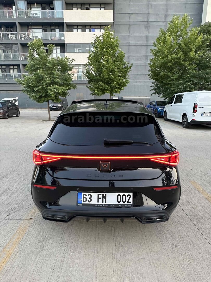 Sahibinden Siyah Cupra Leon 1.5 eTSI 2023 Model 40.000 km Siyah 3