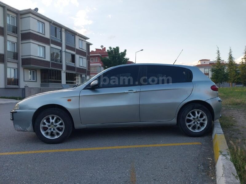 Sahibinden Alfa Romeo 147 1.6 TS Progression 2004 Model 7