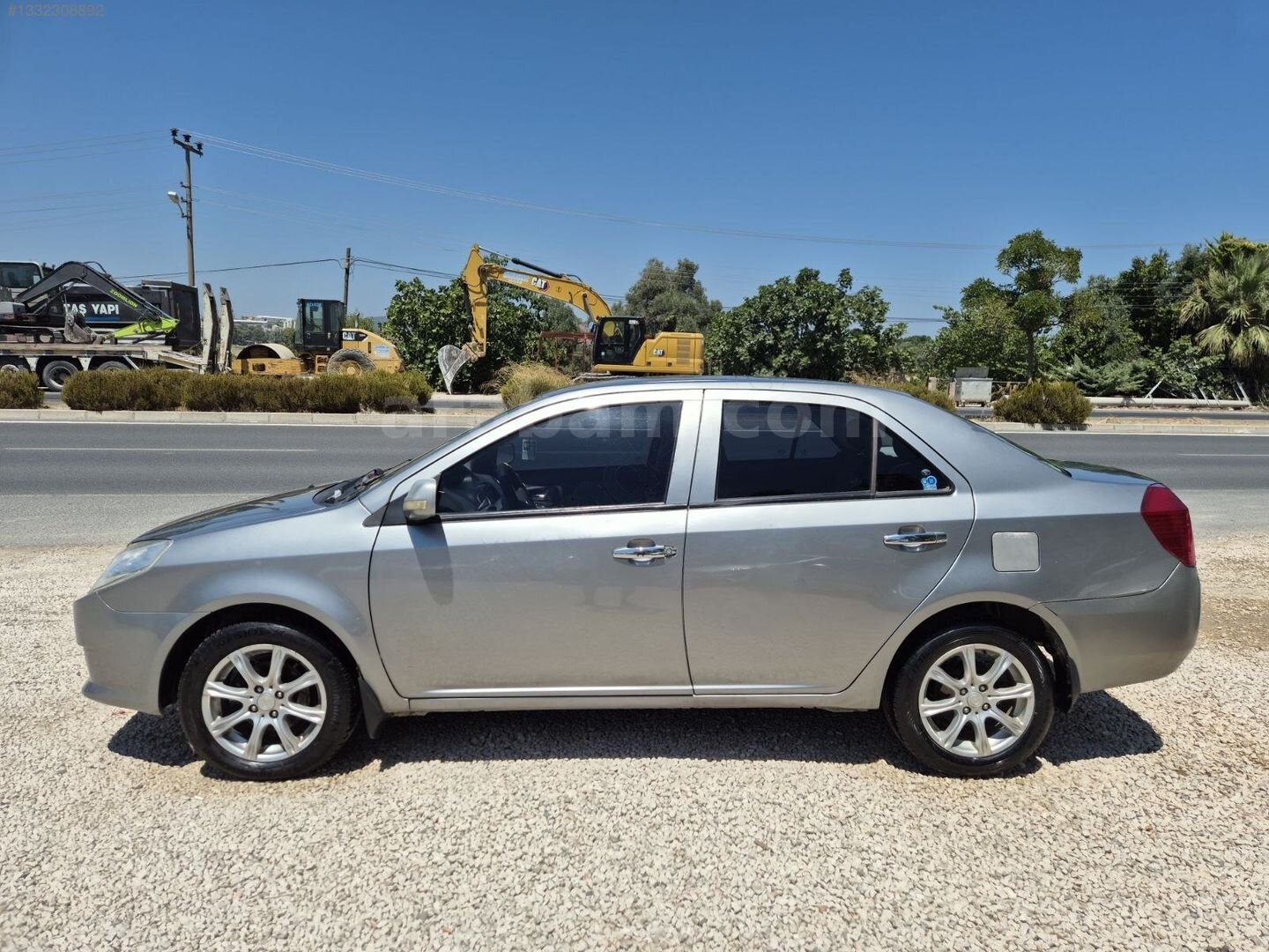 Galeriden Geely Familia 1.5 Comfort 2010 Model İzmir 61.000 km Gri 4