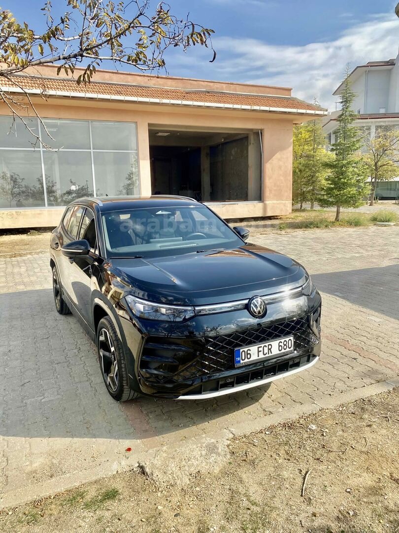 Sahibinden Volkswagen Tayron 1.5 e-TSI R Line 2025 Model Ankara 28.000 km Siyah 2