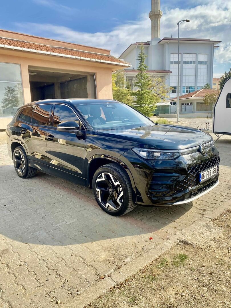 Sahibinden Volkswagen Tayron 1.5 e-TSI R Line 2025 Model Ankara 28.000 km Siyah 5