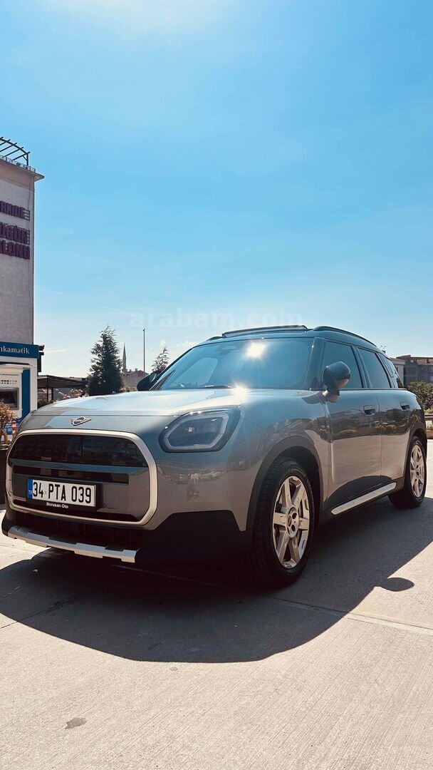 Sahibinden Mini Countryman E Favoured 2026 Model 2