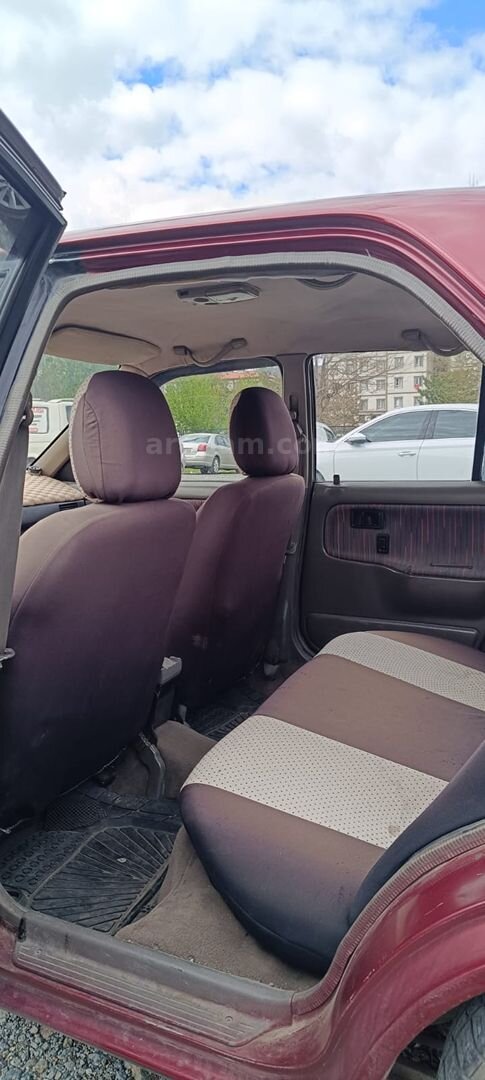 Sahibinden Mazda 323 1.6 GLX 1994 Model 5