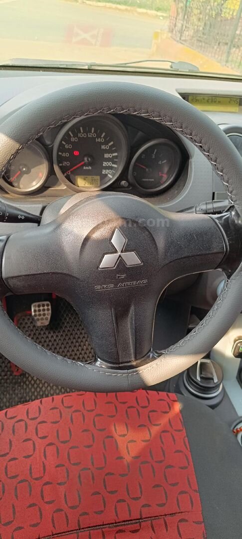 Sahibinden Mitsubishi Colt 1.5 DI-D Inform 2005 Model Sakarya 213.000 km Kırmızı 3