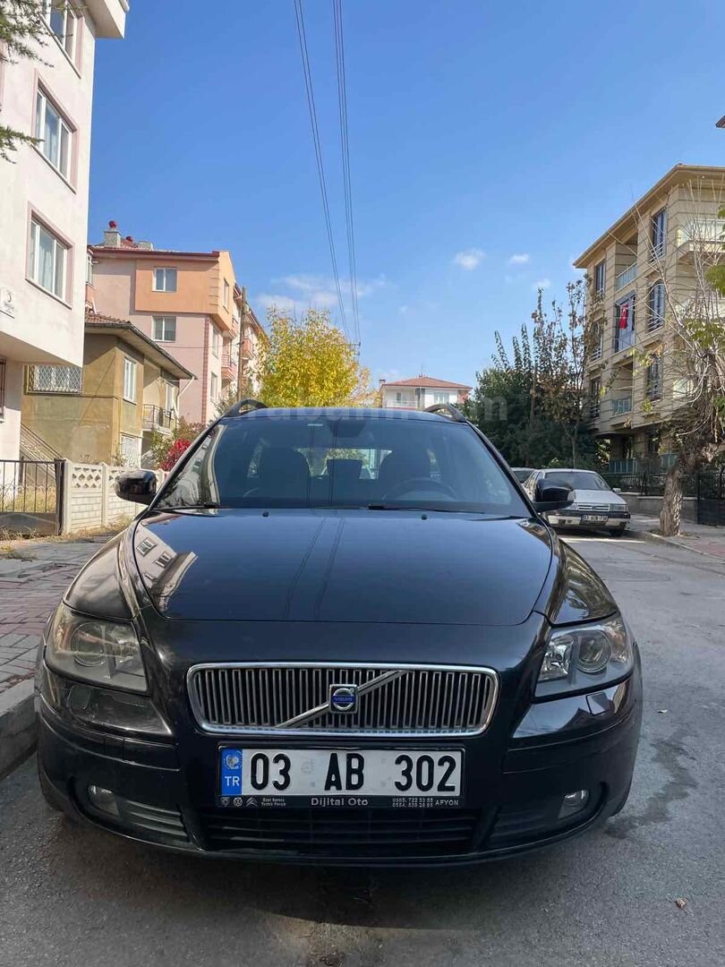 Sahibinden Volvo V50 1.6 D Premium 2007 Model Kütahya 199.989 km Siyah 3