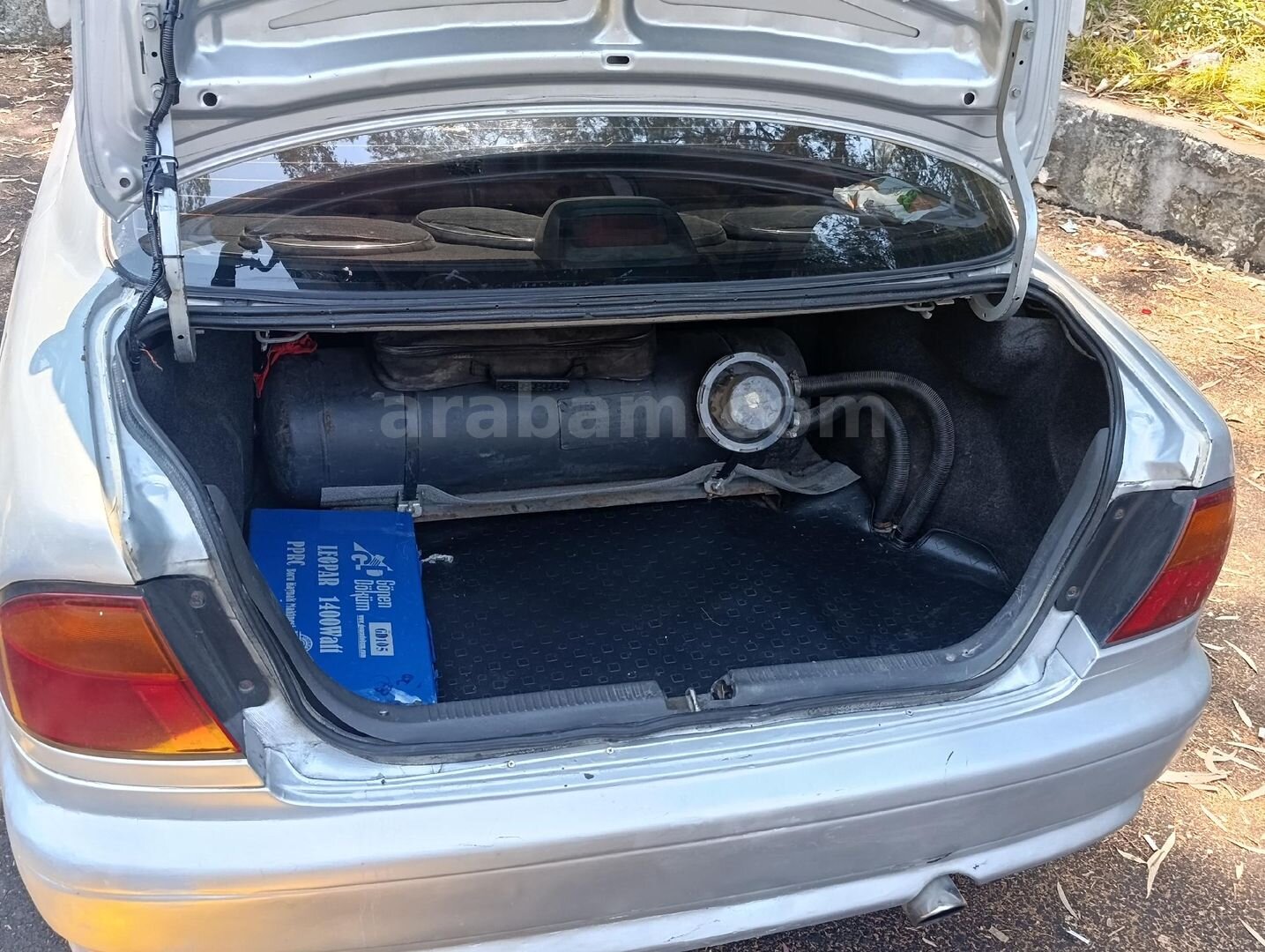 Sahibinden Mazda 323 1.5 Familia 1998 Model 4