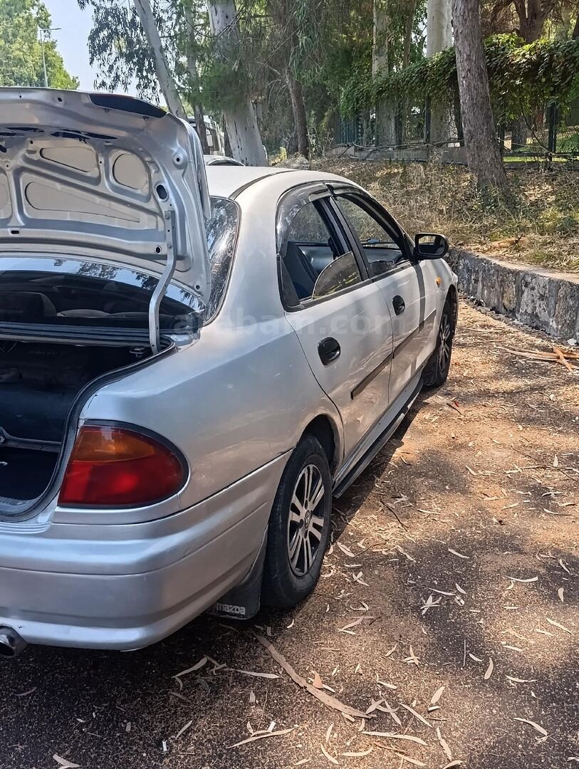 Sahibinden Mazda 323 1.5 Familia 1998 Model 2