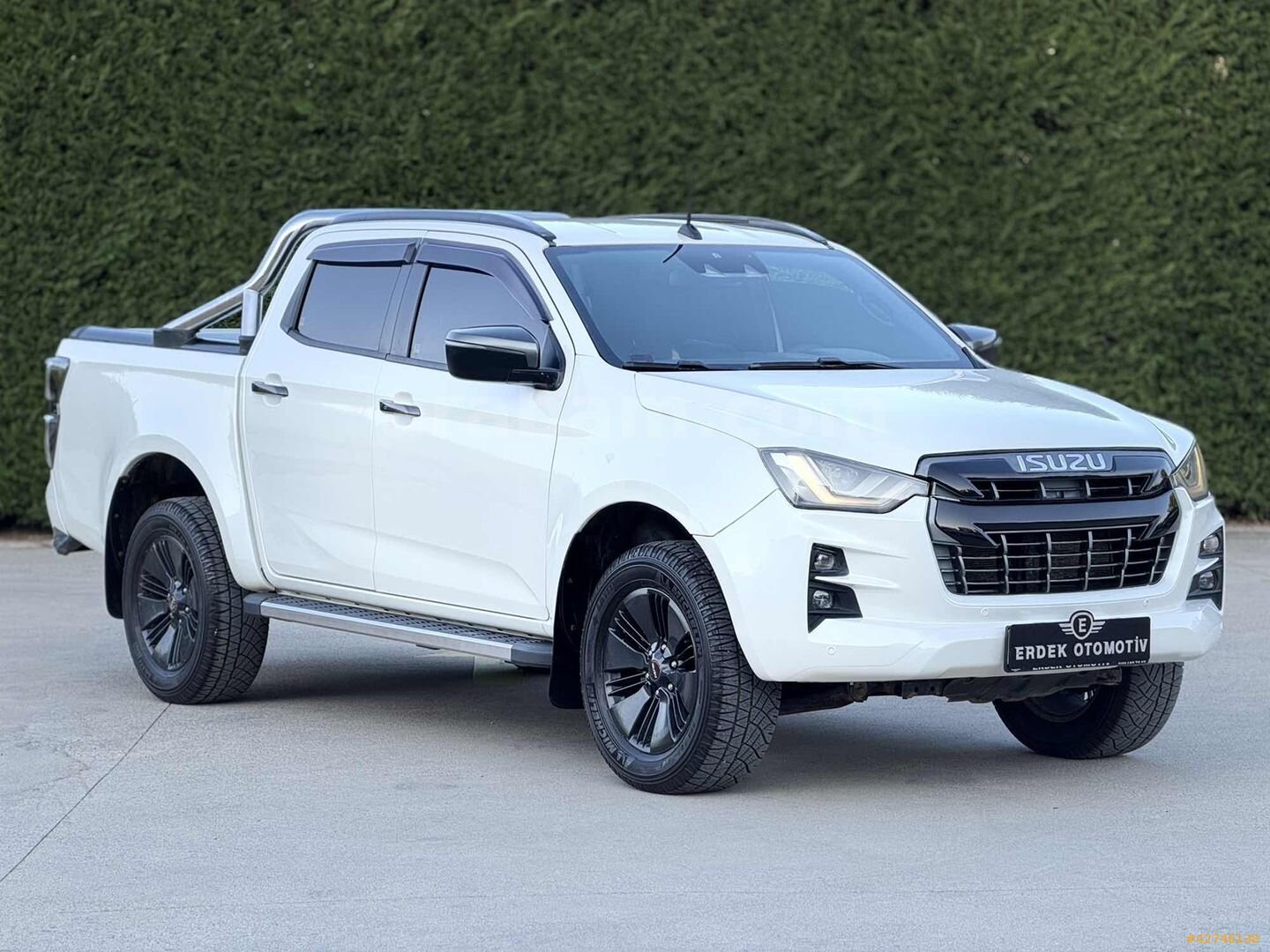 191.000 KM'de 2021 MODEL ISUZU D-MAX 1.9 D V-CROSS % 20 FATURALI 1