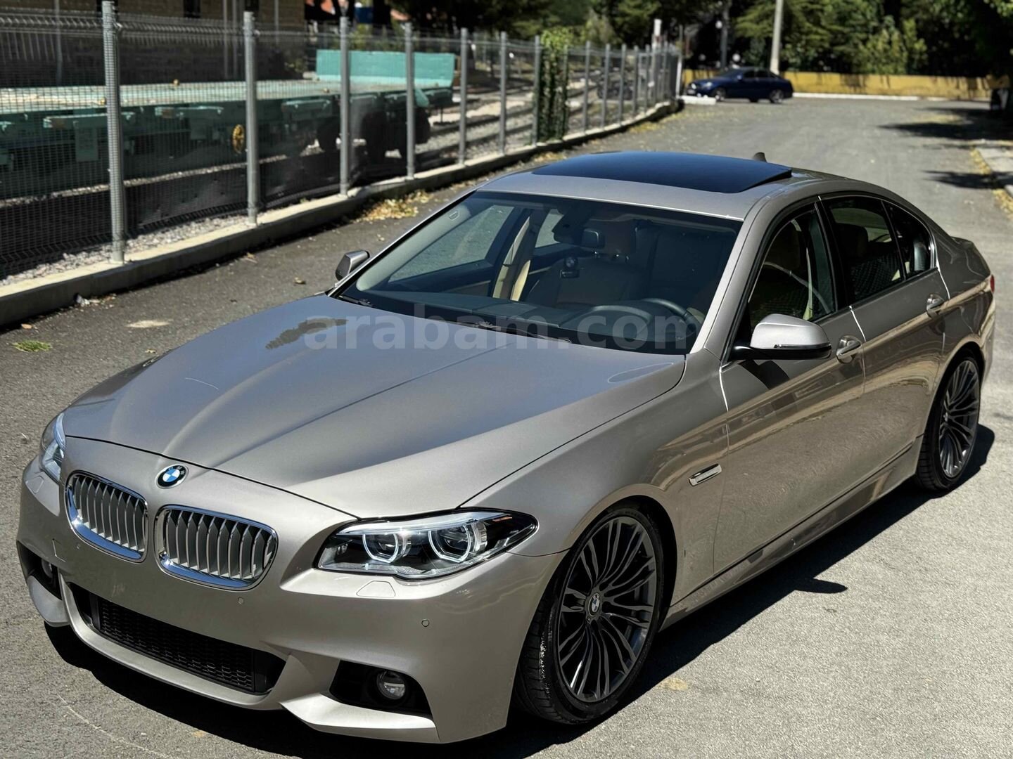 Galeriden BMW 5 Serisi 520i Premium 2014 Model Afyonkarahisar 179.000 km Gri (Gümüş) 3