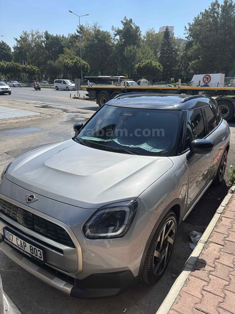 Sahibinden Mini Countryman E Favoured 2025 Model 19’ Jant Koltuk ısitma masaj 2