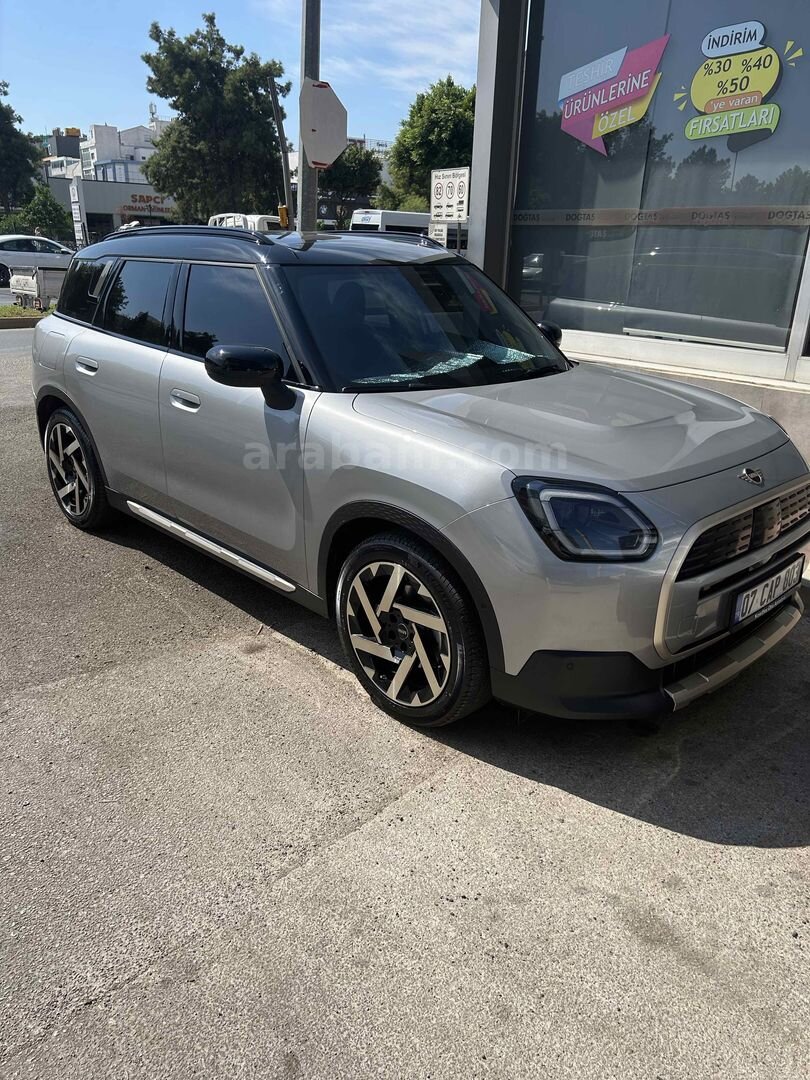 Sahibinden Mini Countryman E Favoured 2025 Model 19’ Jant Koltuk ısitma masaj 1