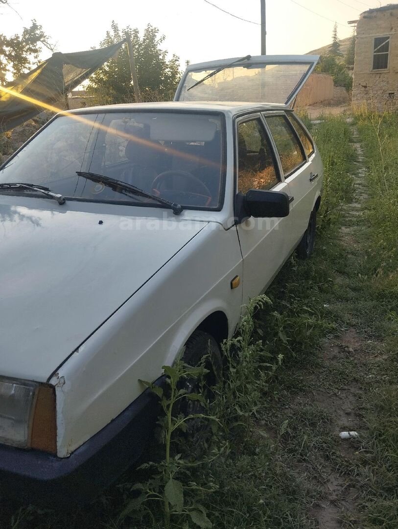 Sahibinden Lada Samara 1.5 1992 Model 5