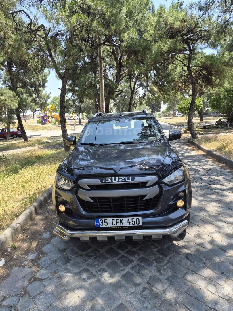Sahibinden Isuzu D-Max 1.9 D 4x2 V-Life 2021 Model 1