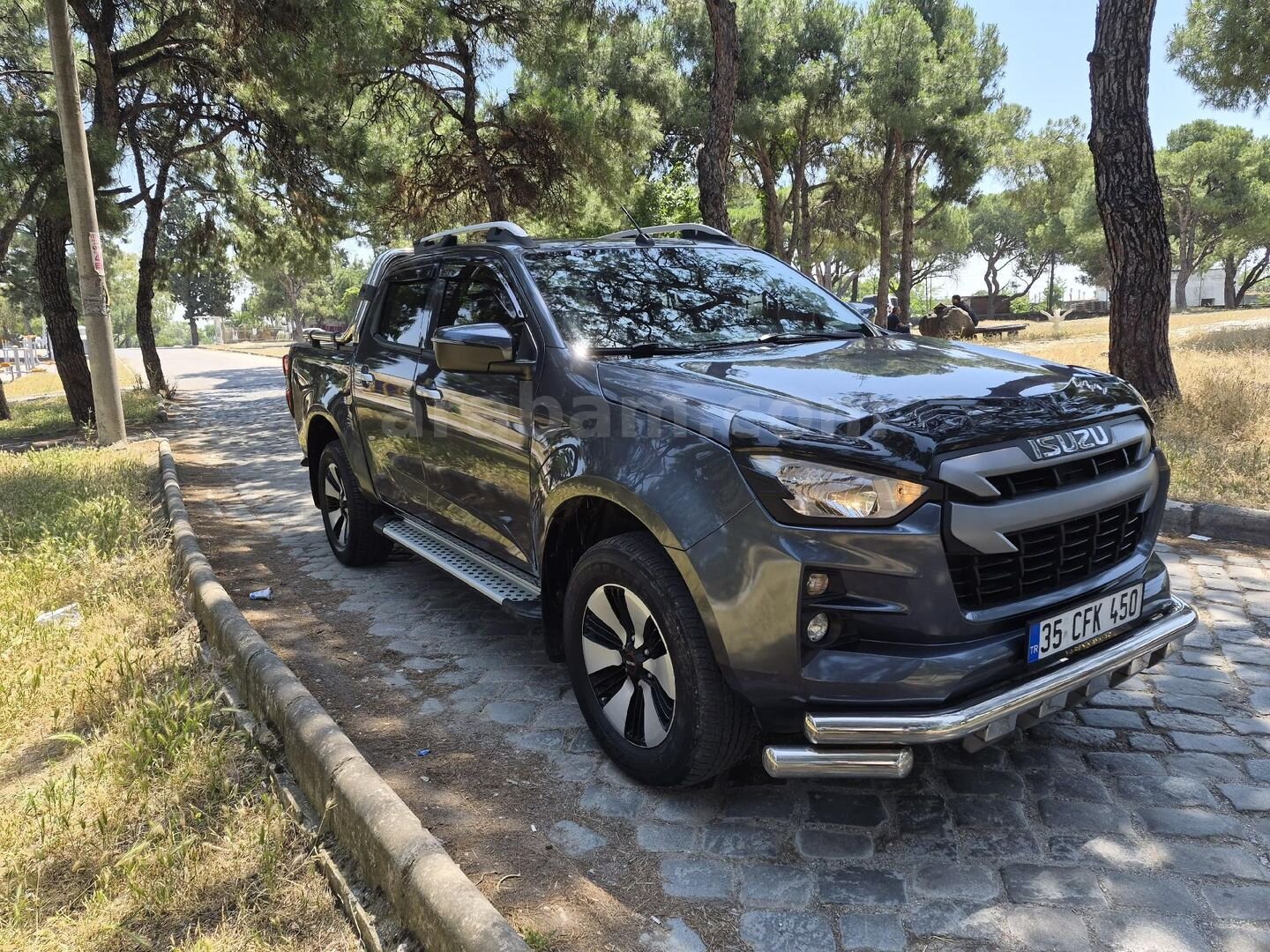 Sahibinden Isuzu D-Max 1.9 D 4x2 V-Life 2021 Model 3