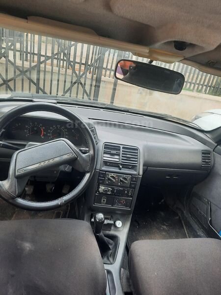 Sahibinden Lada Vega 1.5 2004 Model 258.000 km Gri (Gümüş)