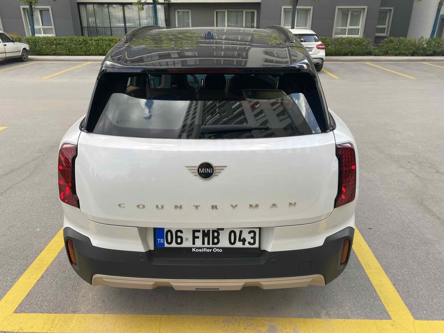 Sahibinden Aile Aracı Mini Countryman E Favoured 2024 Model Kazasız Boyasız Değişensiz 5