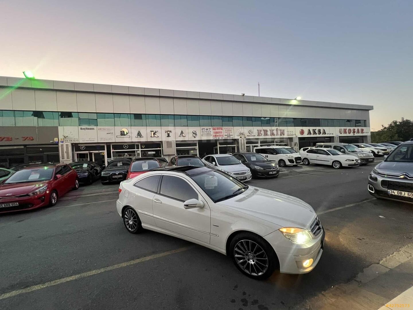 Galeriden Mercedes - Benz CLC 160 BlueEFFICIENCY 2009 Model İstanbul 245.000 km Beyaz 6