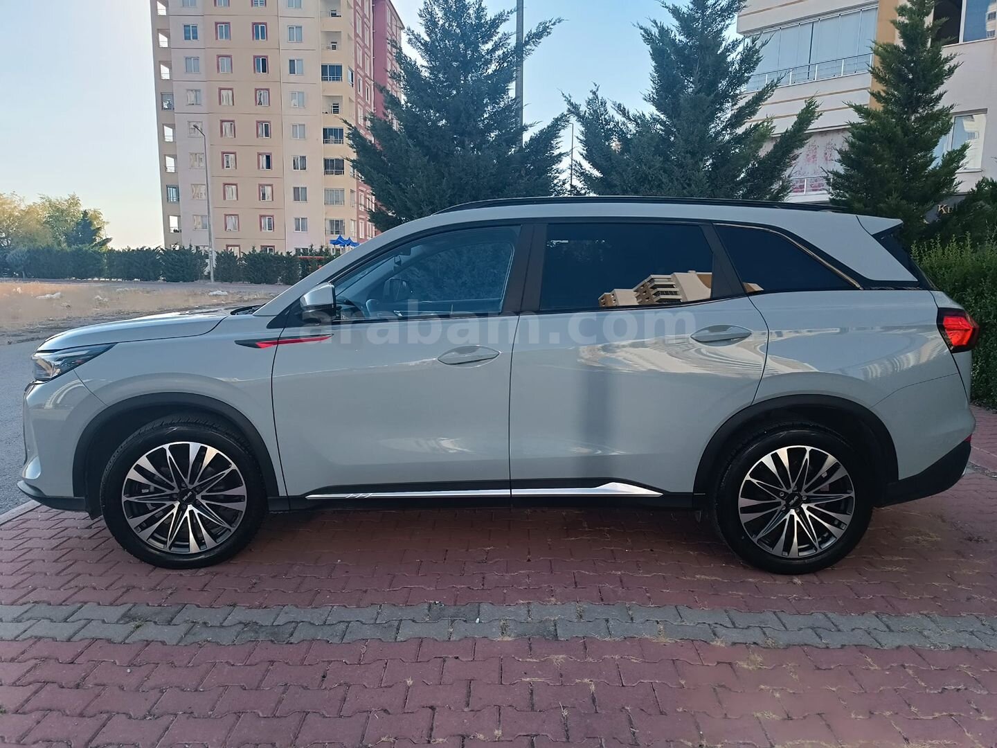 Sahibinden DFSK E5 1.5 Trend Elegance 2024 Model Kayseri 29.000 km Gri 6