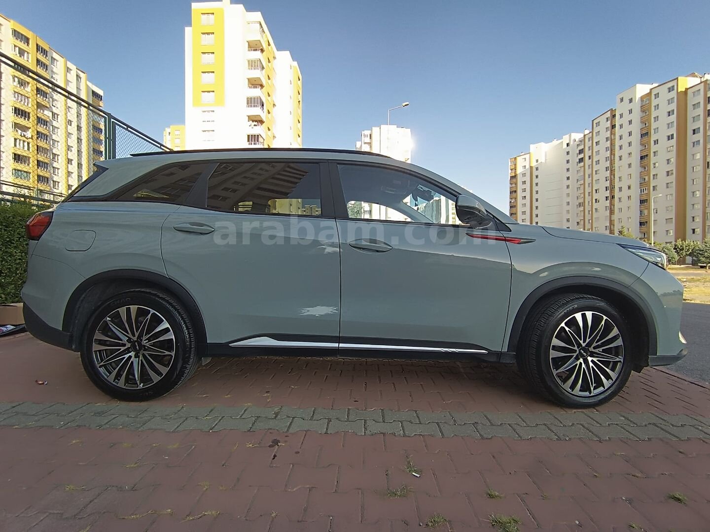 Sahibinden DFSK E5 1.5 Trend Elegance 2024 Model Kayseri 29.000 km Gri 4