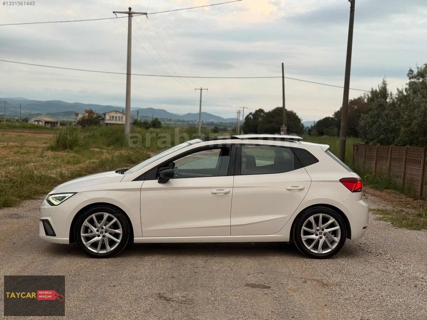 Galeriden Seat Ibiza 1.0 EcoTSI FR 2024 Model İstanbul 35.000 km Beyaz 4