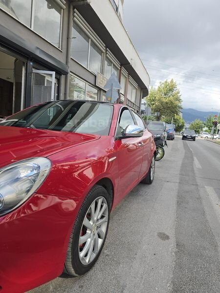 Sahibinden Alfa Romeo Giulietta 1.4 TB MultiAir Distinctive 2015 Model 172.000 km Kırmızı 5