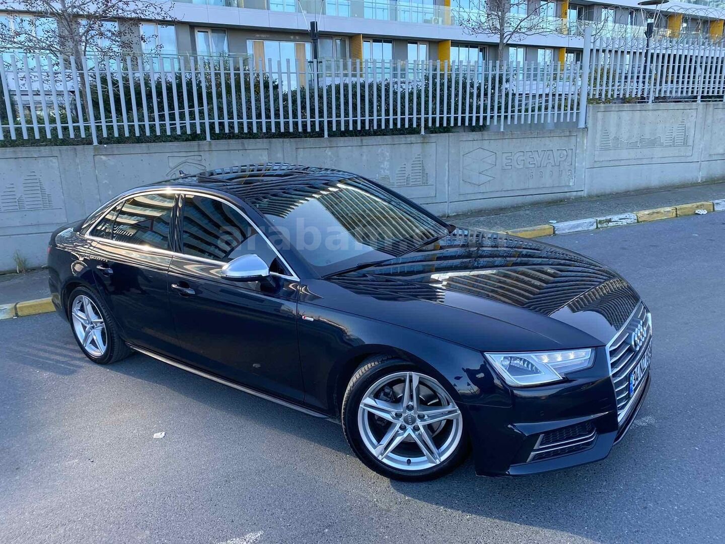 Galeriden Audi A4 Sedan 1.4 TFSI Sport 2015 Model Van 140.000 km Füme 6