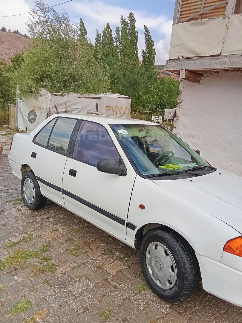 Sahibinden Suzuki Swift 1.3 GLX 2000 Model 2