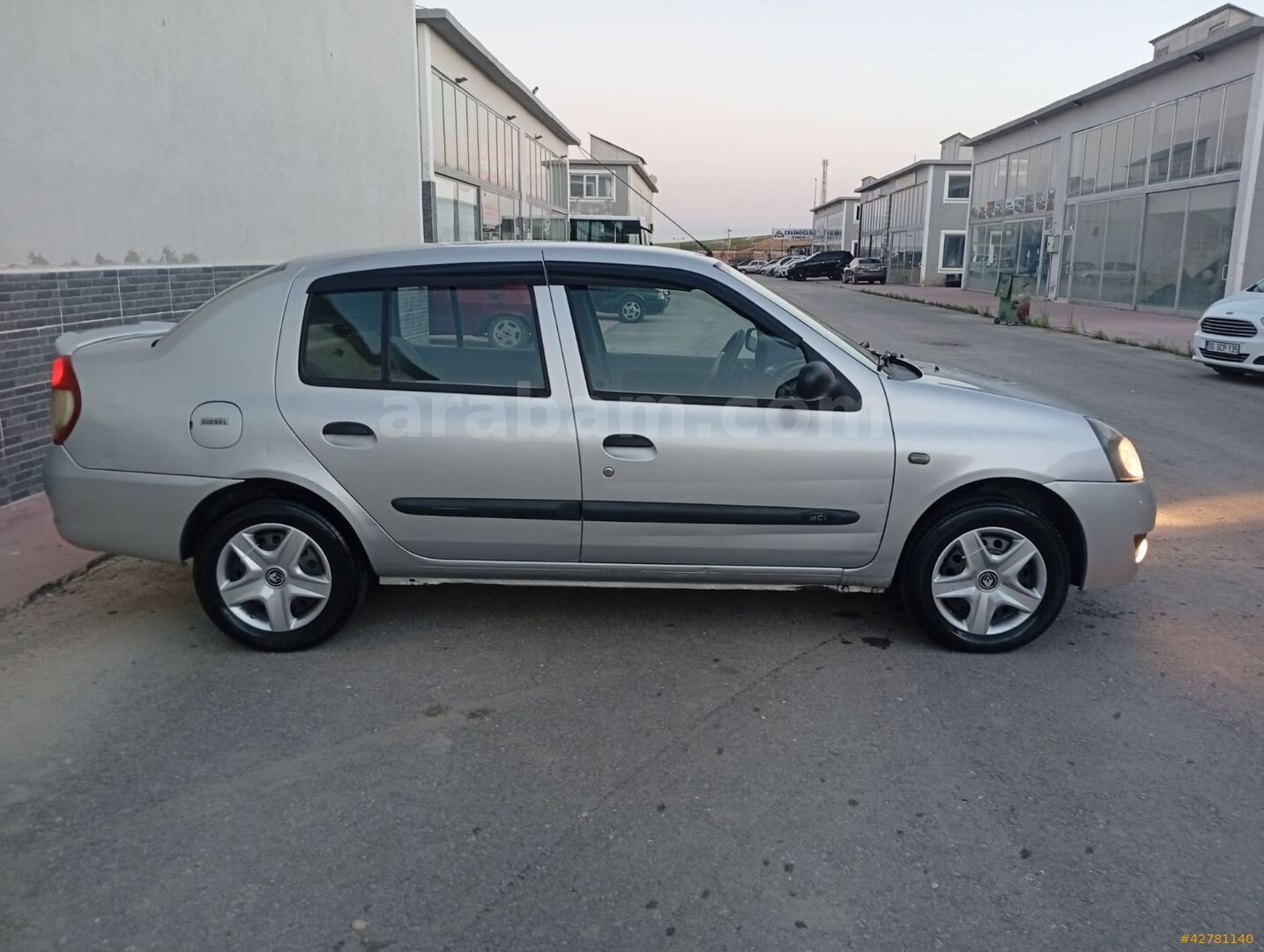 Galeriden Renault Symbol 1.5 dCi Authentique 2007 Model Ankara 304.000 km Gri 6