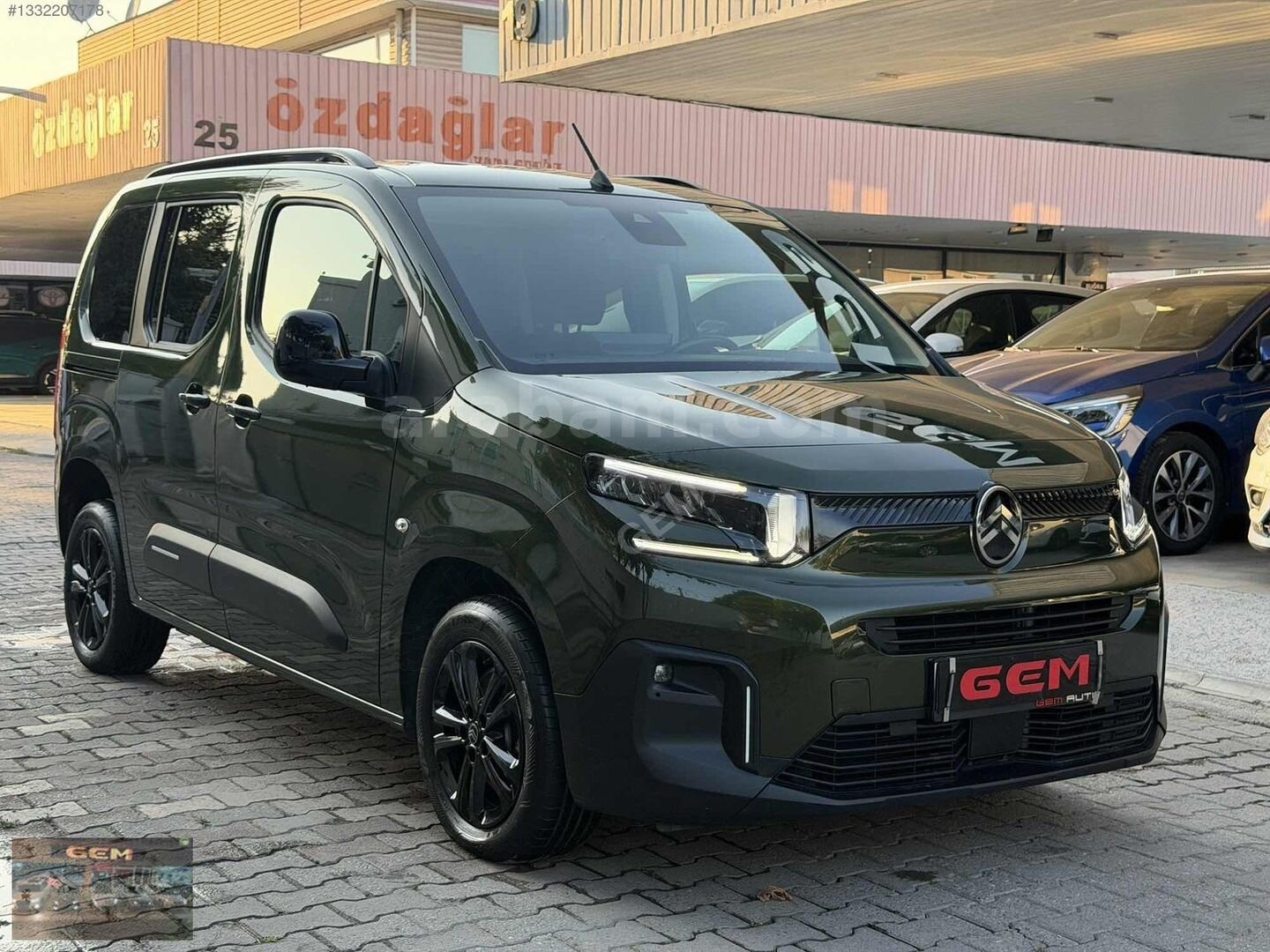CİTROEN BERLİNGO SHINE 1.5 BlueHDI EAT8 OTOMATİK %20 FATURALI... 3