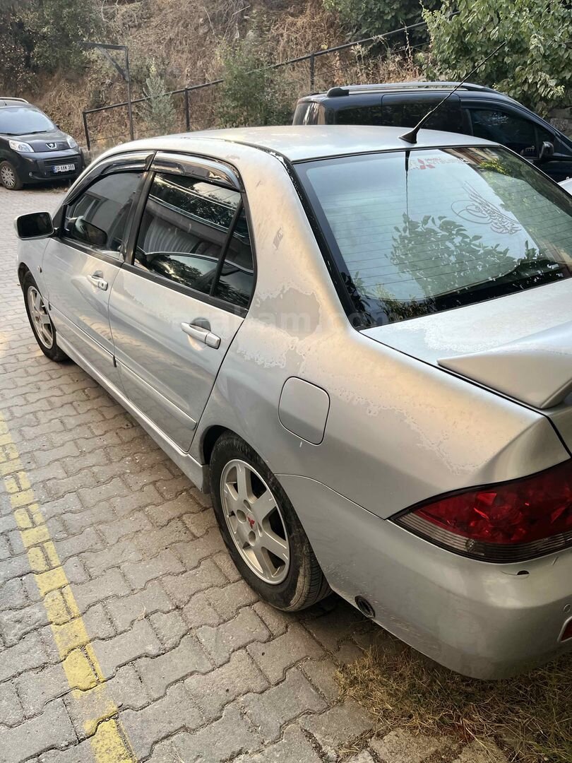 Sahibinden Mitsubishi Lancer 1.6 Invite 2005 Model 4