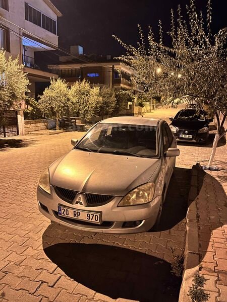 Sahibinden Mitsubishi Lancer 1.6 Invite 2005 Model