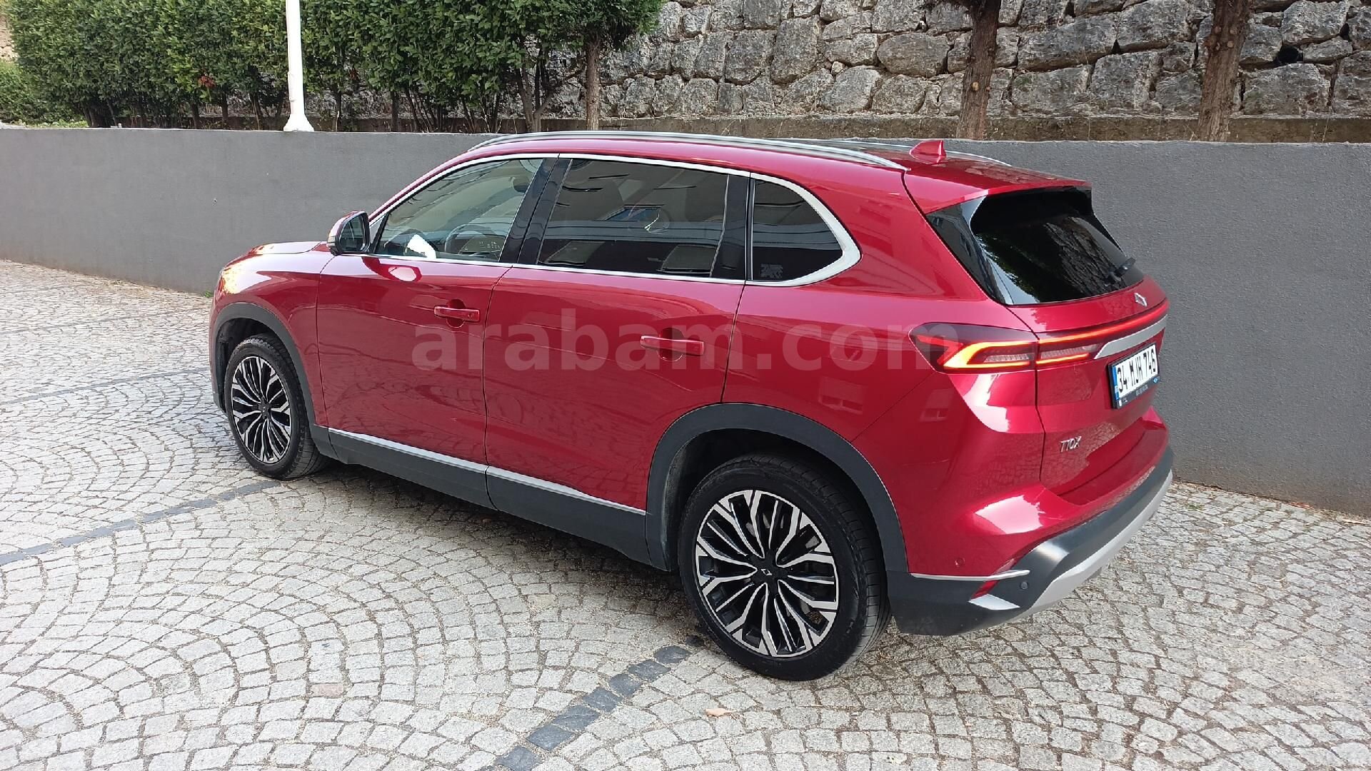 Sorunsuz TOGG T10X V2 Uzun Menzil 2024 Model 45.000 km Kırmızı 5
