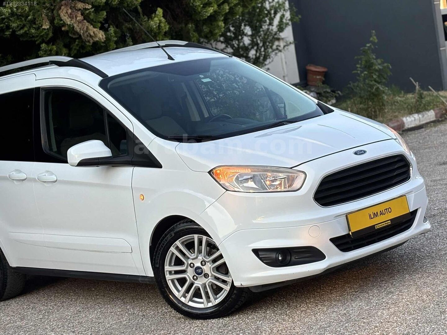 99 BİN KM'DE OTOMOBİL RUHSATLI BOYASIZ DEĞİŞENSİZ HASAR KAYITSIZ 5