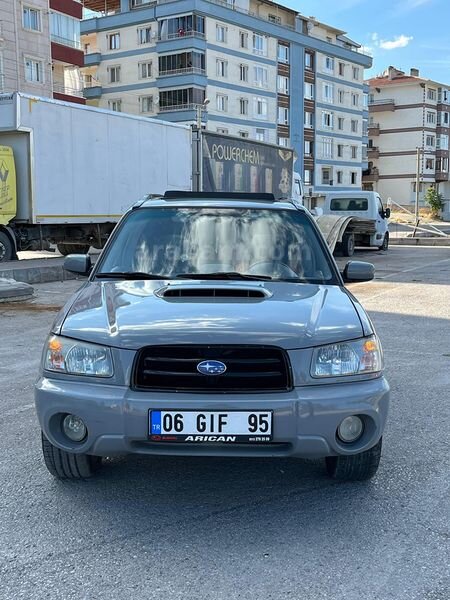 Sahibinden Subaru Forester 2.0 XT 2005 Model