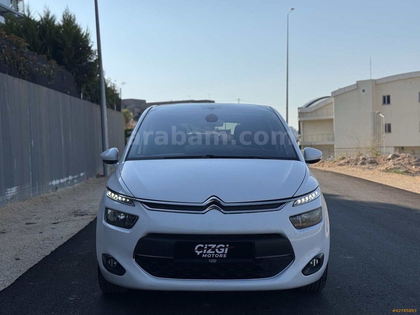 Galeriden Citroen C4 Picasso 1.6 e-HDi Intensive 2013 Model Bursa 171.000 km Beyaz 3