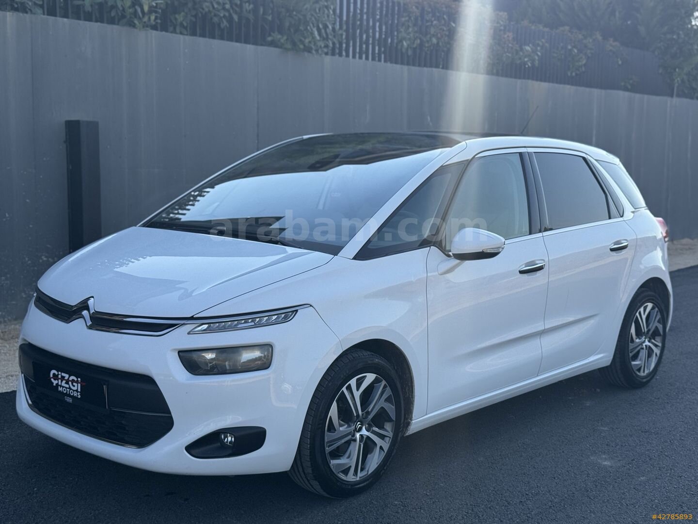 Galeriden Citroen C4 Picasso 1.6 e-HDi Intensive 2013 Model Bursa 171.000 km Beyaz 4