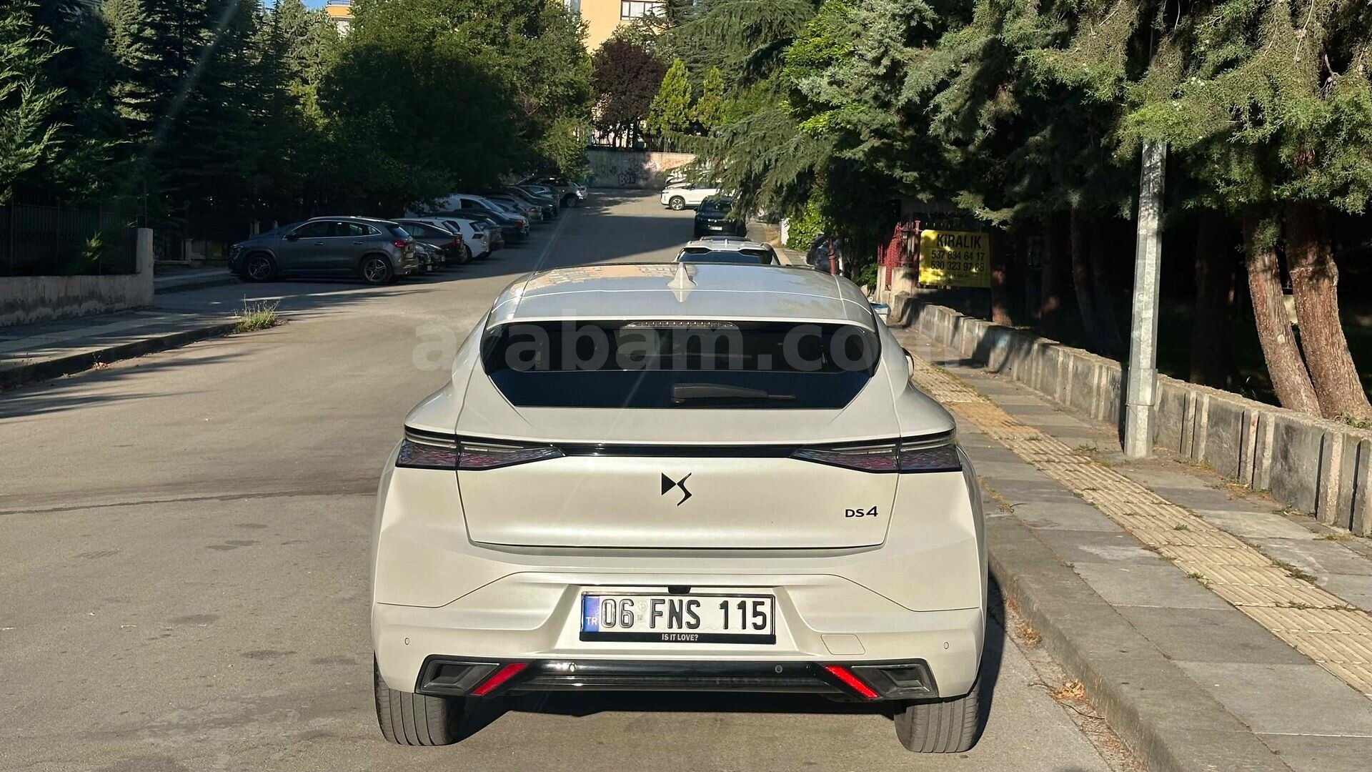 Sahibinden DS Automobiles DS4 1.2 PureTech Performance Line 2023 Model 3