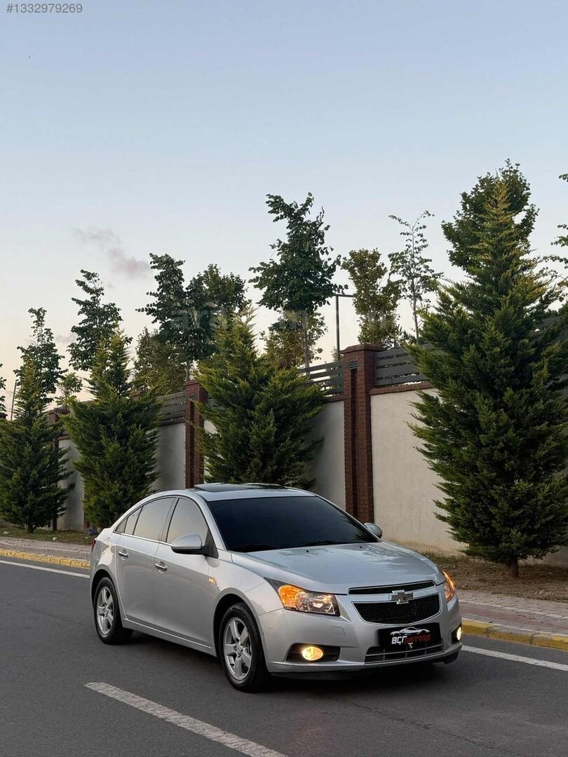 Galeriden Chevrolet Cruze 1.6 LS 2010 Model Bilecik 170.000 km Gri 7