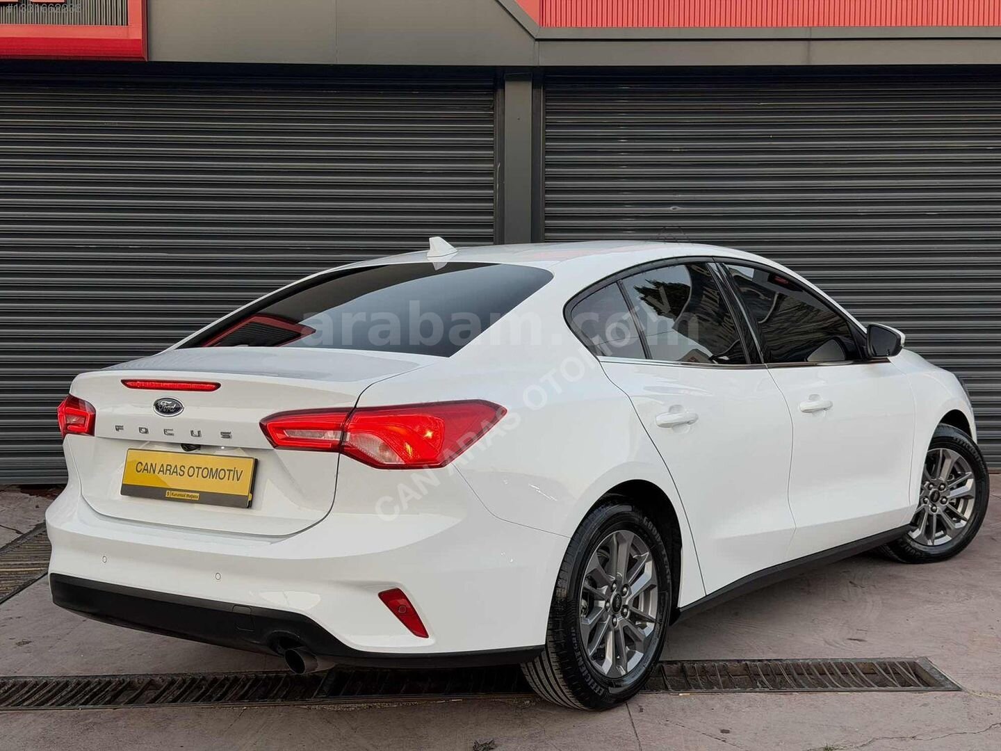 Galeriden Ford Focus 1.5 EcoBlue Titanium Stil 2025 Model Sivas 9.000 km Beyaz 3