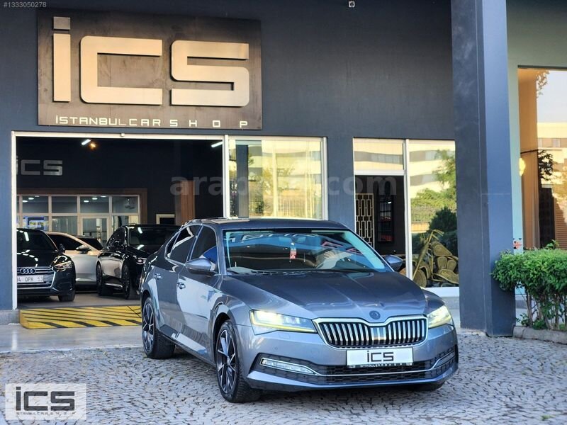 Galeriden Skoda SuperB 1.5 TSI Premium 2022 Model İstanbul 136.000 km Gri