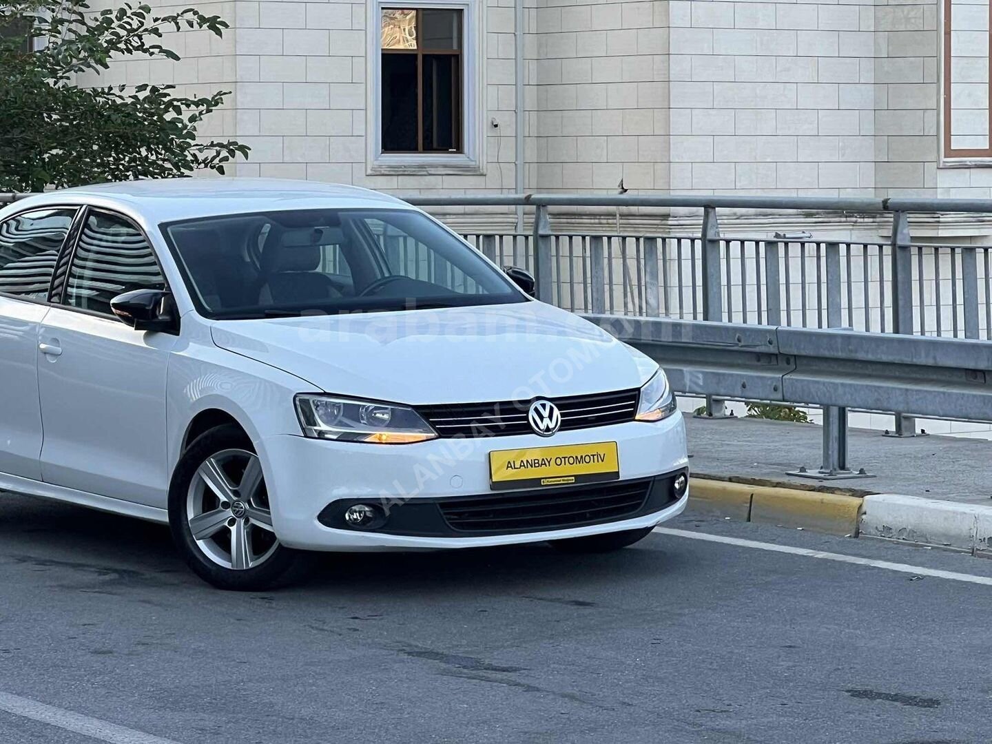 ALANBAY OTOMOTİV DEN 178 BİNDE CONFORT GÖRÜNÜMLÜ 1.6 DİZEL 6