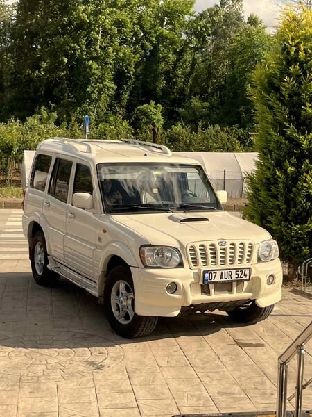 Sahibinden Mahindra Goa 2.6 CRDe 2010 Model Kocaeli 170.000 km Beyaz