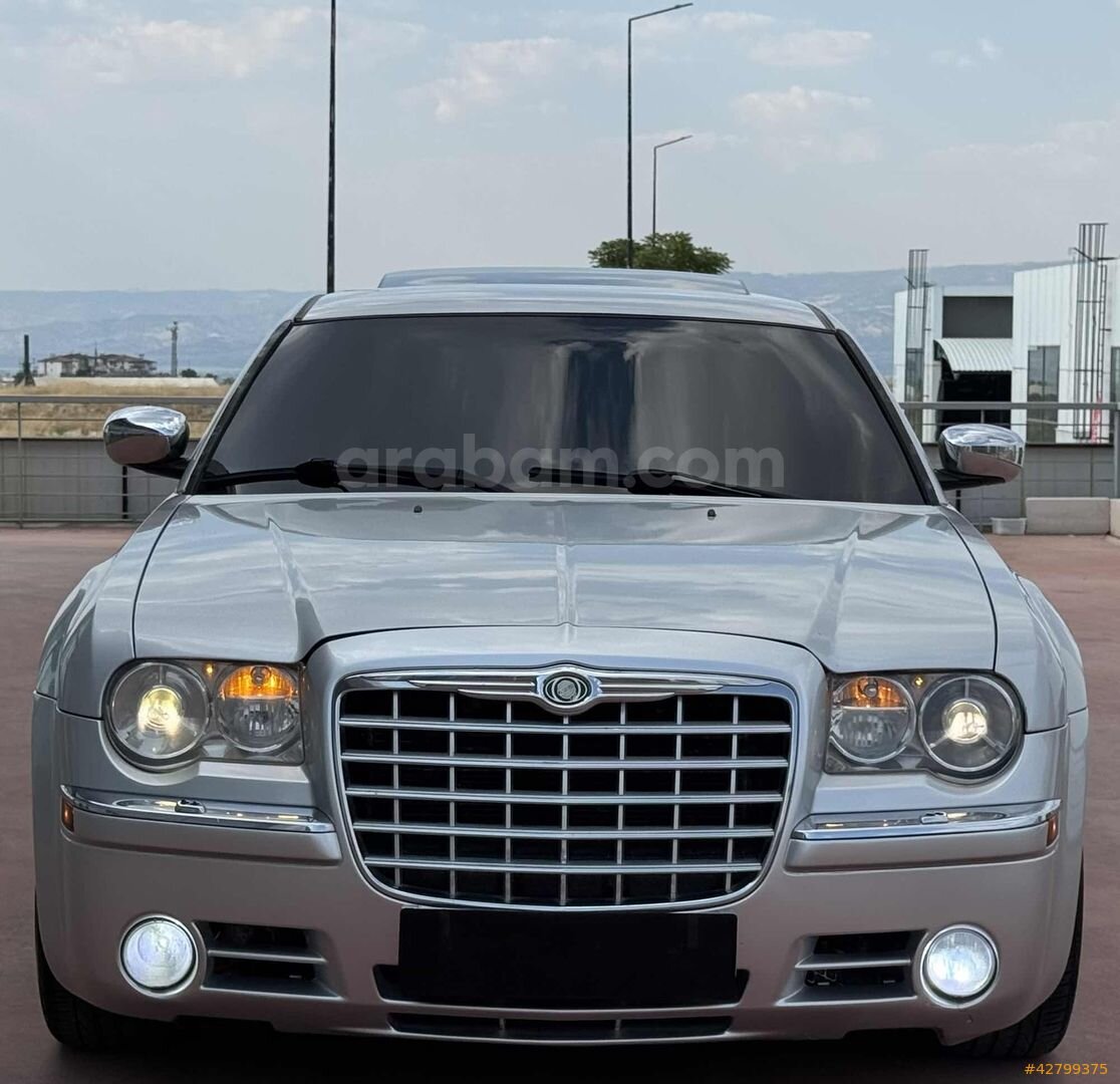 Galeriden Chrysler 300 C 3.0 CRD 2006 Model Denizli 470.000 km Gri 2