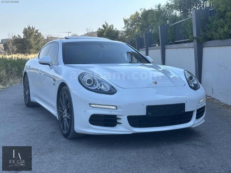 ER CAR İZMİR DEN 155.000 KM BAYİİ BOYASIZ PANAMERA