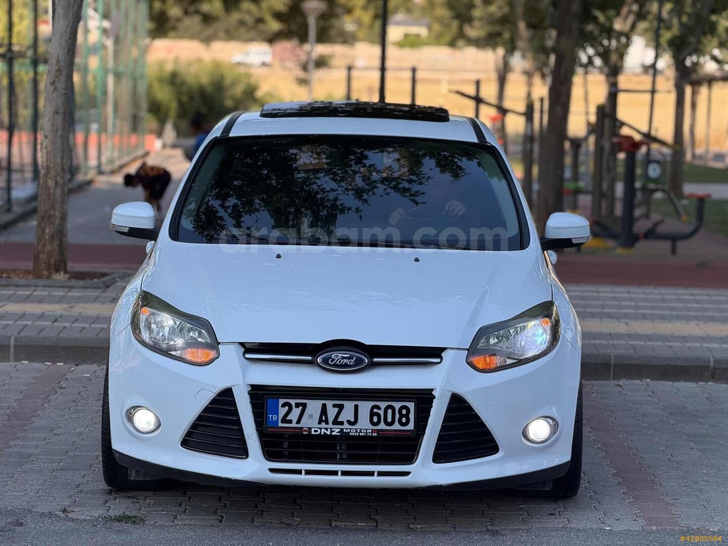 Galeriden Ford Focus 1.6 TDCi Titanium 2012 Model Gaziantep 294.000 km Beyaz 3